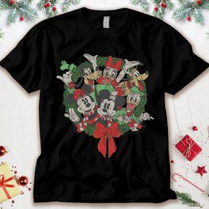 Disney Mickey and Friends Christmas Wreath Black Unisex T Shirt